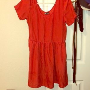 URBN OUTFITTERS// SPARKLE&FADE RED BABYDOLL DRESS
